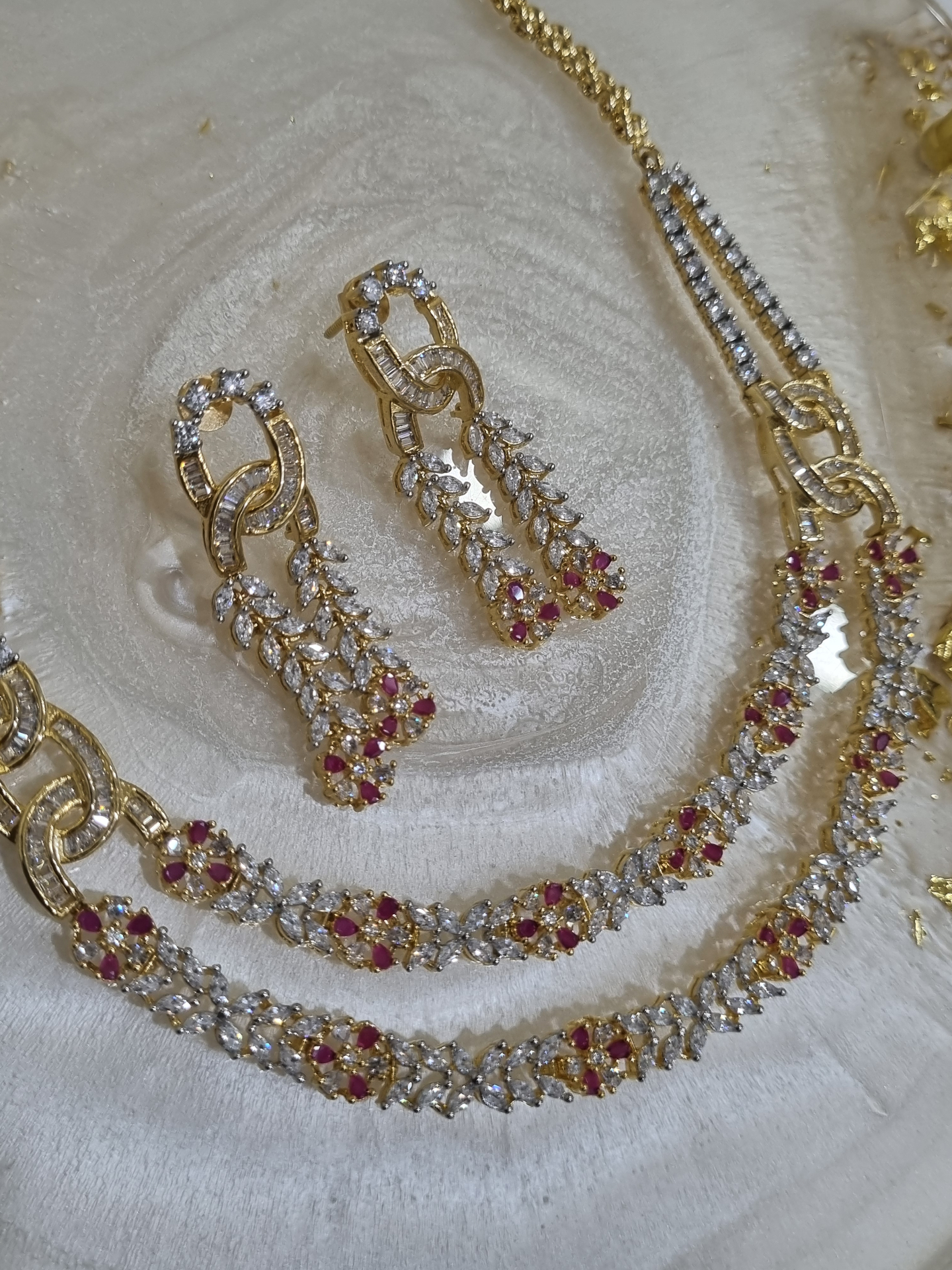 Bridal necklace sets handcrafted in Ahmedabad